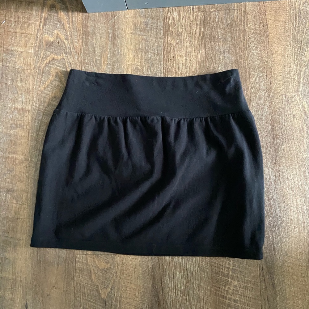 EXPRESS | black stretchy skirt